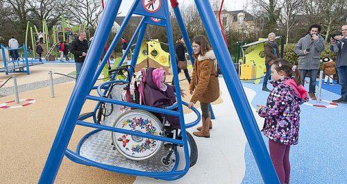 aire de jeux PMR Vannes aire de jeux PMR Vannes